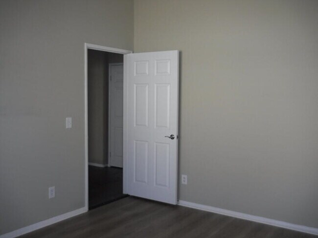 Building Photo - 82698 Odlum Dr