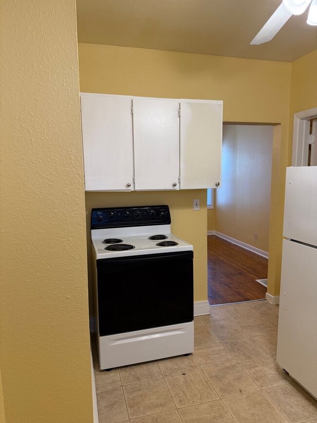 Building Photo - FIRST MONTH FREE WITH MOVE-IN BEFORE JULY ...
