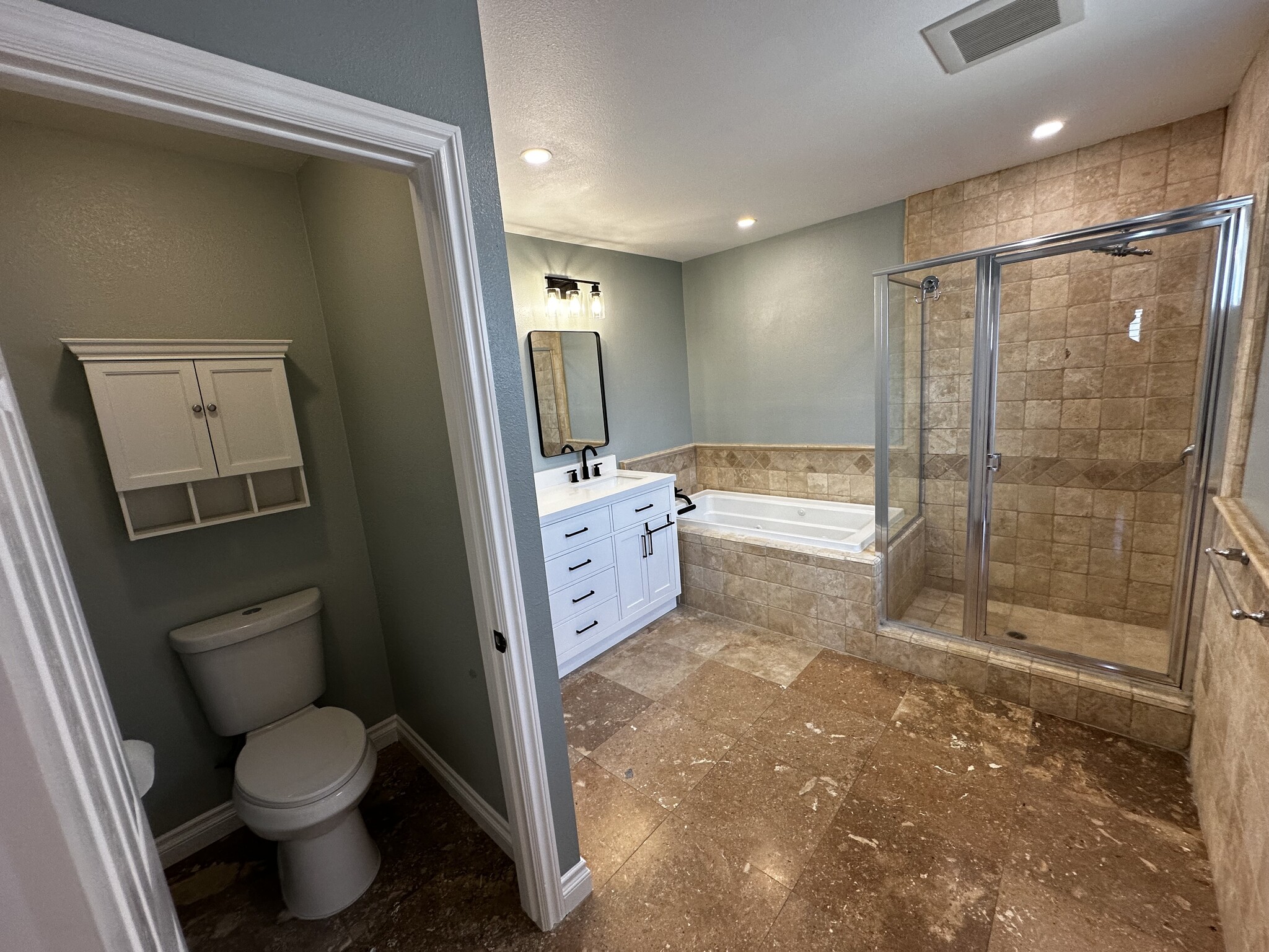 Master Bathroom with Water Closet - 819 W 27th St