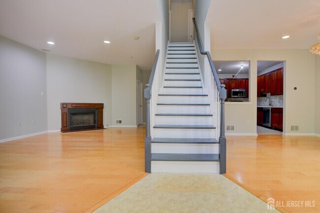 Building Photo - 34 Forest Dr