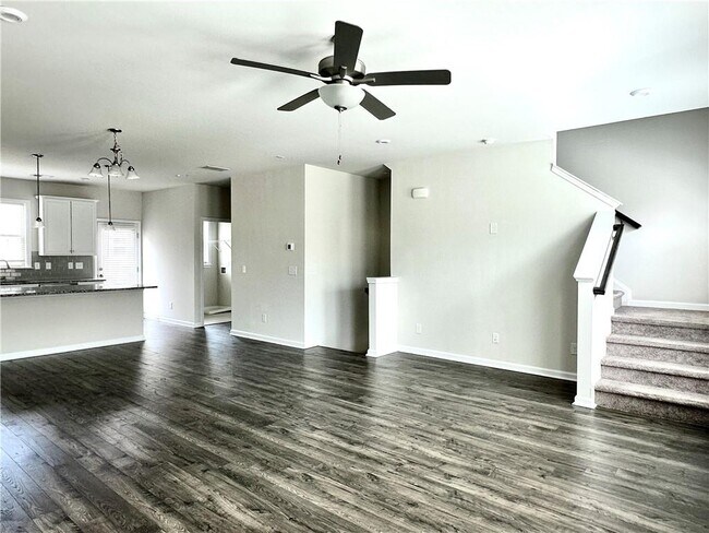 Building Photo - 3658 Hidden Valley Cir