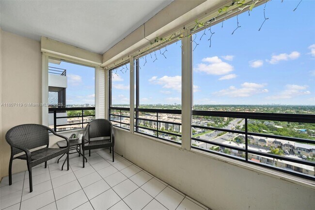 Building Photo - 600 Three Islands Boulevard