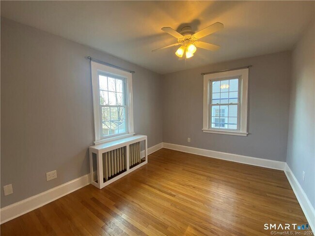 Building Photo - 71 Fennbrook Rd