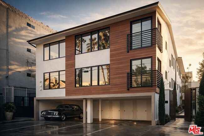 Building Photo - 1427 N Vista St