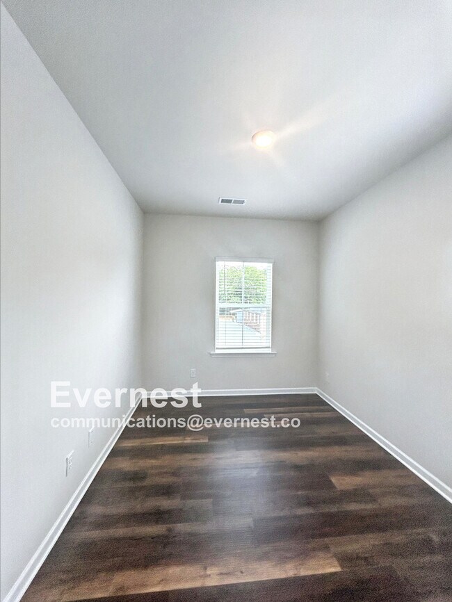Building Photo - 309 Pawley Dr