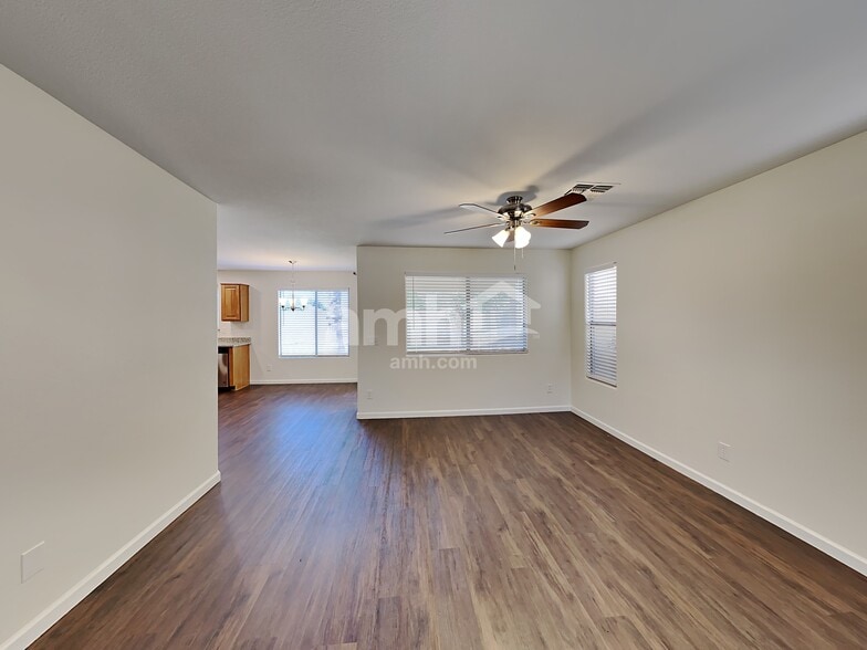 Building Photo - 12866 W Alvarado Rd