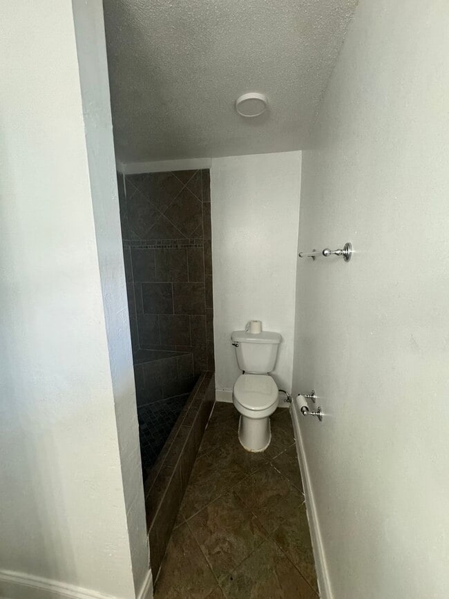 Building Photo - Spacious 3-Bedroom, 2.5-Bathroom Condo – P...