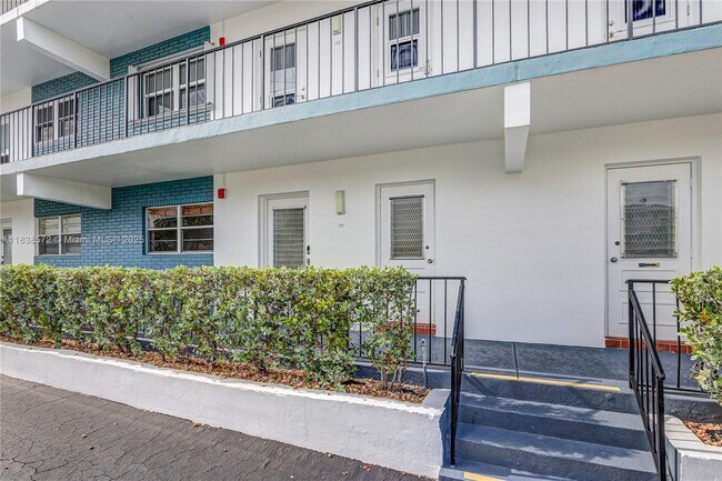 Building Photo - 1501 S Ocean Blvd