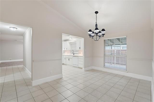 Building Photo - 2901 Branch Oaks Dr