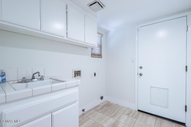 Building Photo - 5618 Silver Valley Ave