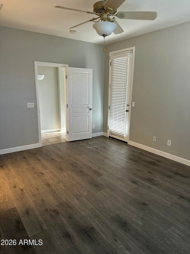 Building Photo - 15128 W Windrose Dr