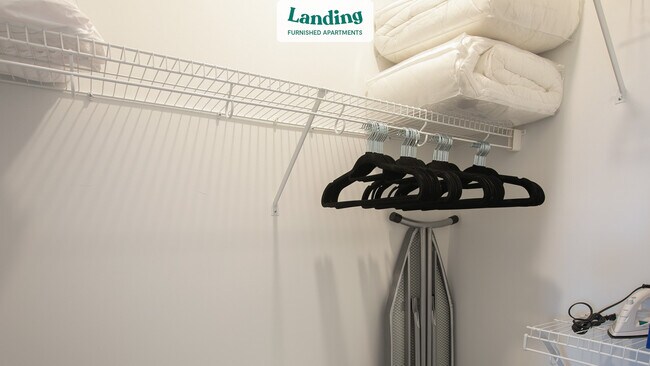 Building Photo - 10250 Gateway Pl