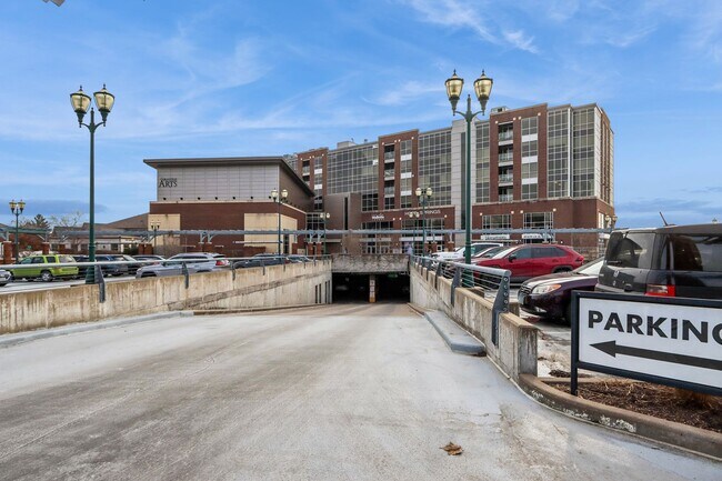 Building Photo - $1,950 | 1 Bedroom, 2 Bathroom Condo | Pet Friendly* | Available for Immediate move-in!