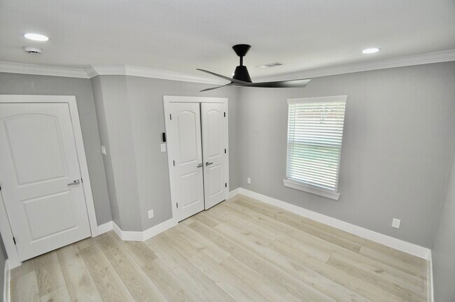 Building Photo - 7238 Evans St