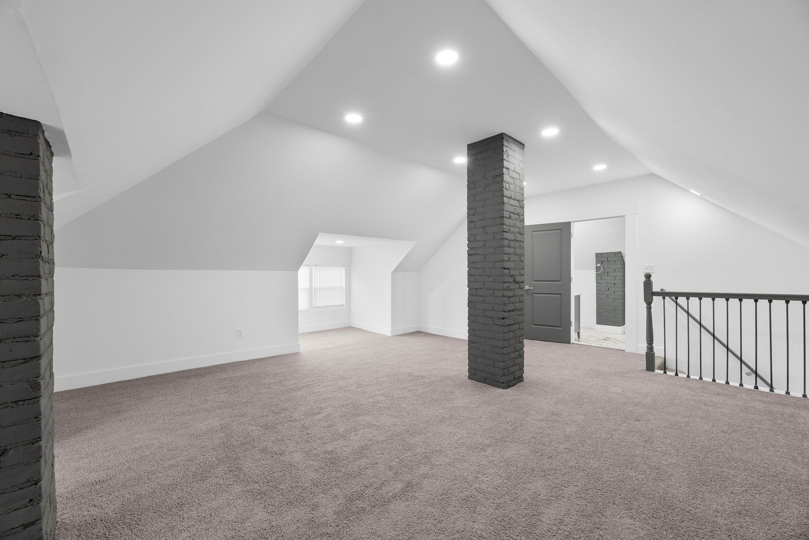 Building Photo - 106 Dana Ave