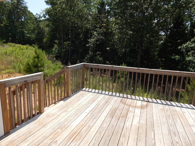 Building Photo - 131 Sunny Pt Lp