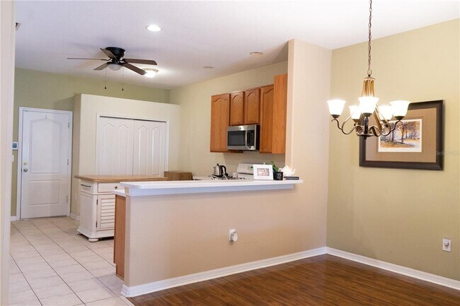 Building Photo - 2802 Torrance Dr