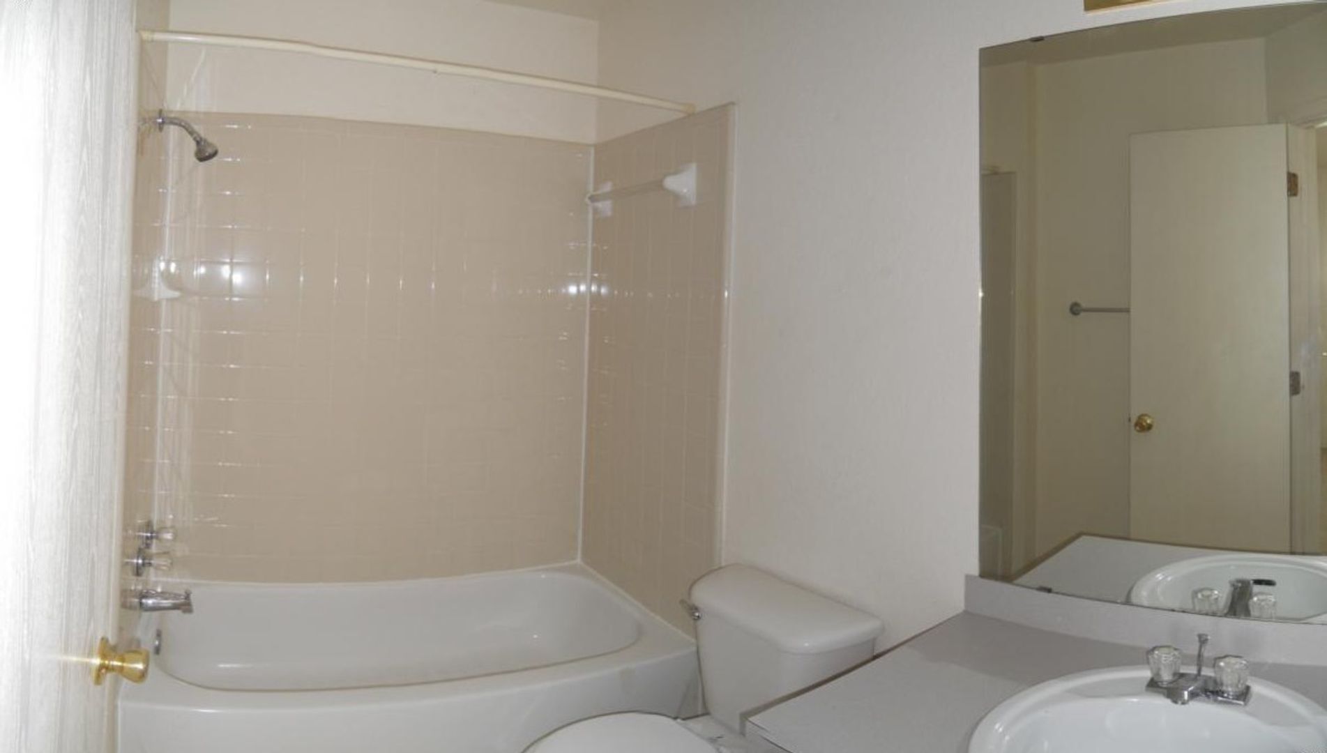 Building Photo - 4303 Deek Dr