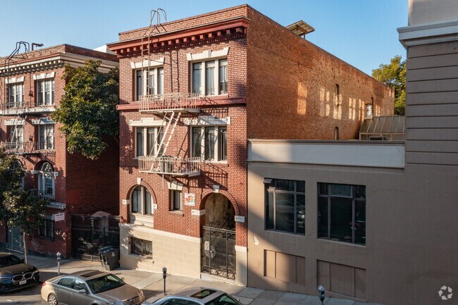 Building Photo - 1240 Bush