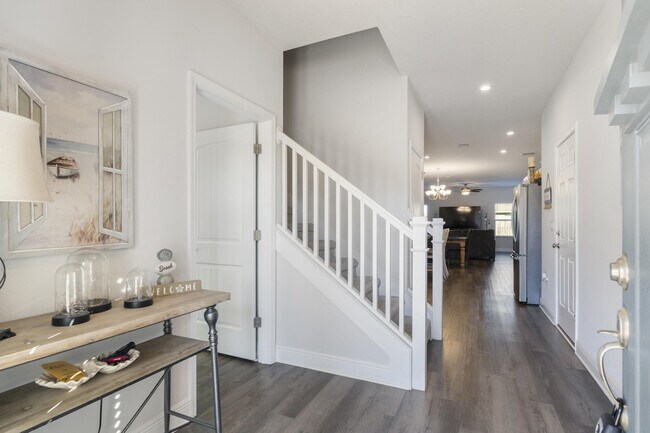 Building Photo - 113 Ridgeway Cir