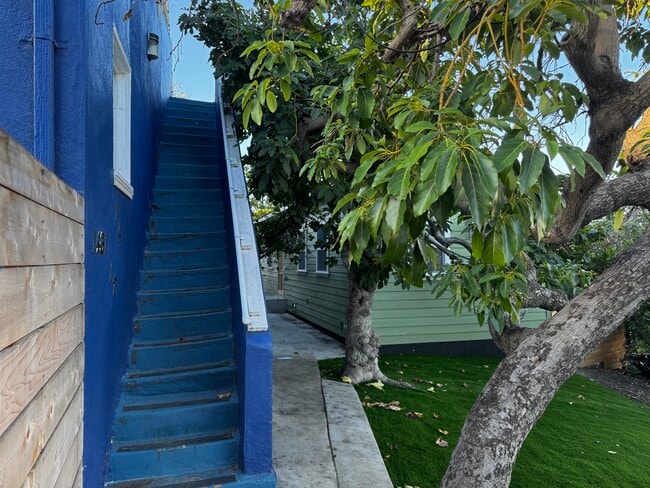 Building Photo - 1461 Carroll Ave