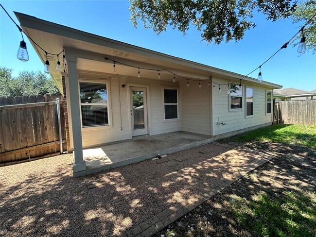 Building Photo - 207 Peaceful Haven Way