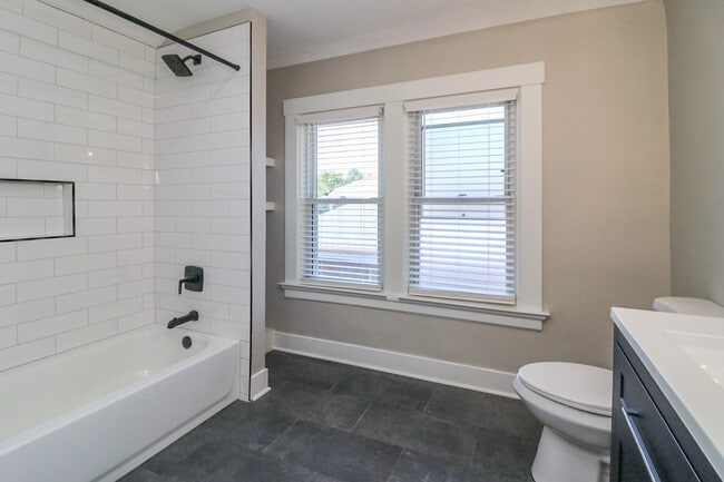 Building Photo - 1634 Elkton Pl