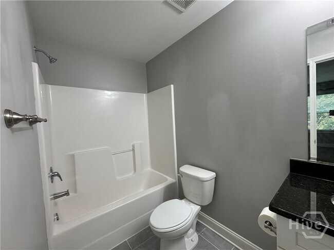 Building Photo - 1270 Binghampton Cir
