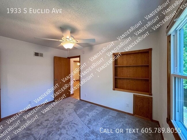 Building Photo - 1933 S Euclid Ave