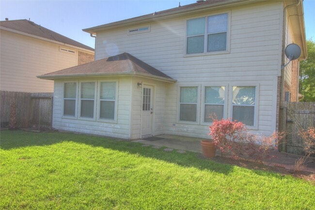 Building Photo - 5530 Violet Path Ln