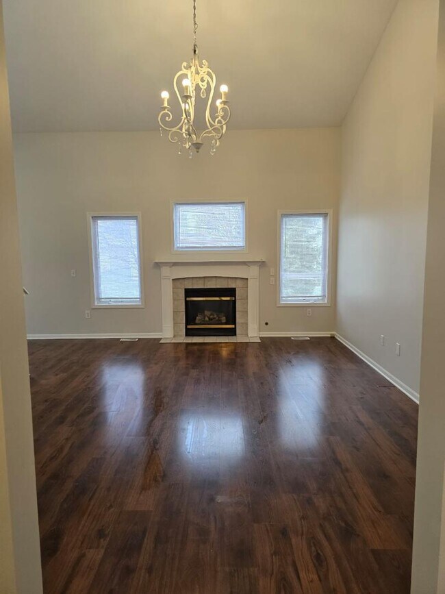 Building Photo - 5431 Boxwood Ct SE