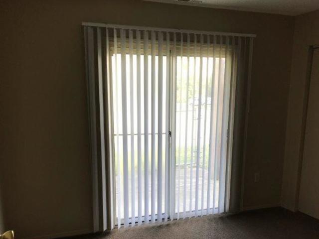 Building Photo - Ivy Green Commons, LLC