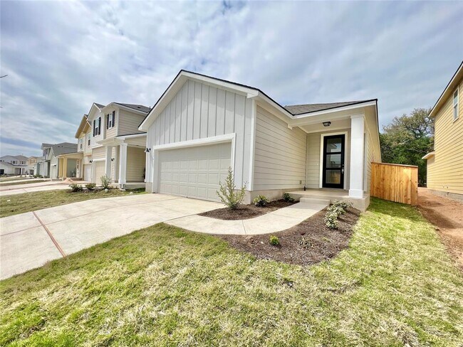 Building Photo - 176 Fluttermill Loop
