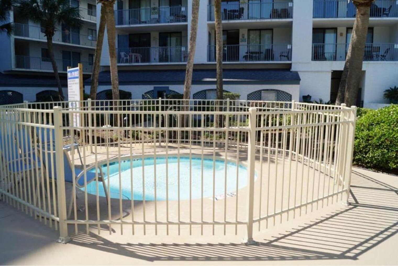 Building Photo - 1832 W Beach Blvd