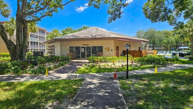 Building Photo - 2650 NW 49th Ave
