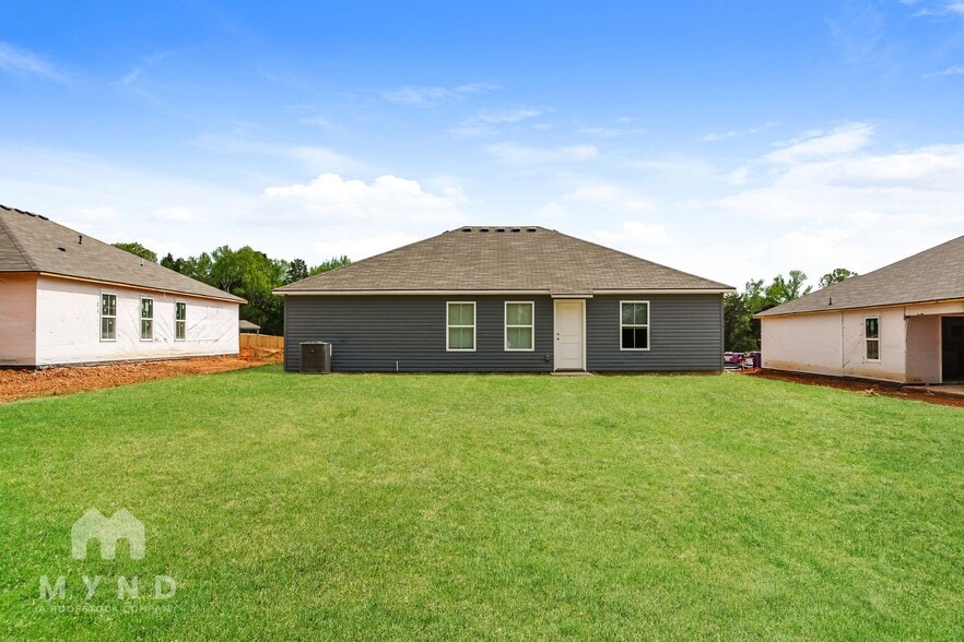 Building Photo - 175 Olde Hearth Rd