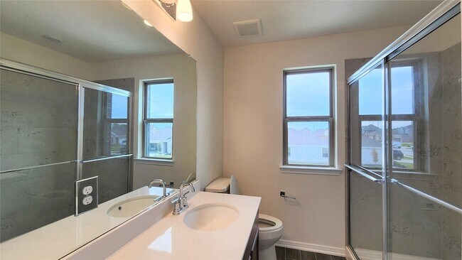 Building Photo - 1235 Bryman Dr