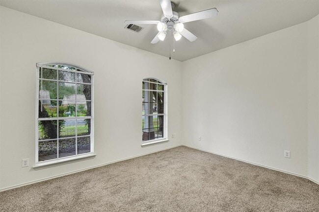 Building Photo - 17405 Bottle Springs Ln