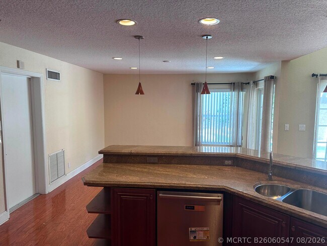 Building Photo - 10627 Wheelhouse Cir
