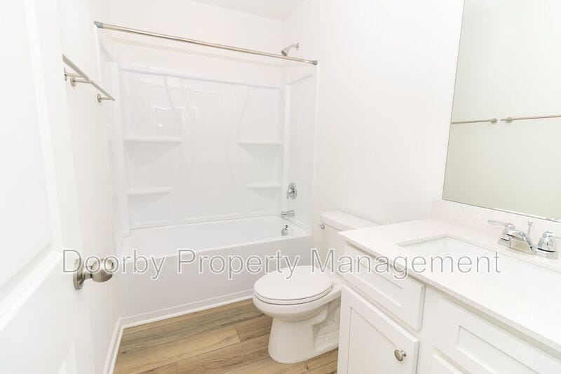 Building Photo - 115 Saddlebred Wy