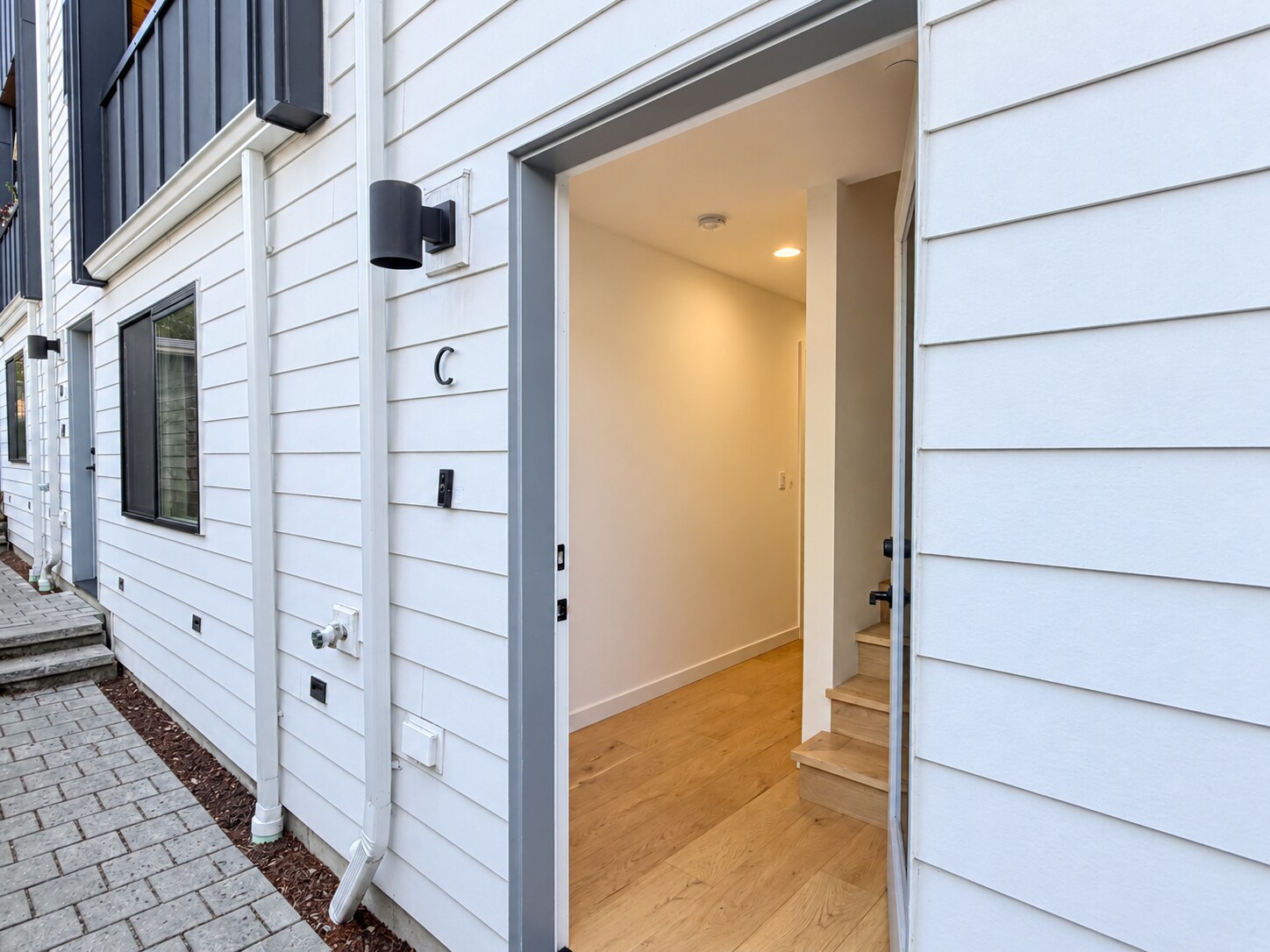 Building Photo - 2151 N 147th St