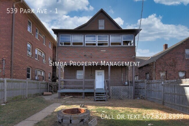 Building Photo - 539 Park Ave