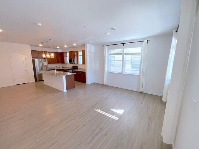 Building Photo - 3 Bedroom Townhome Available Near Voyager Pkwy & Interquest Pkwy!