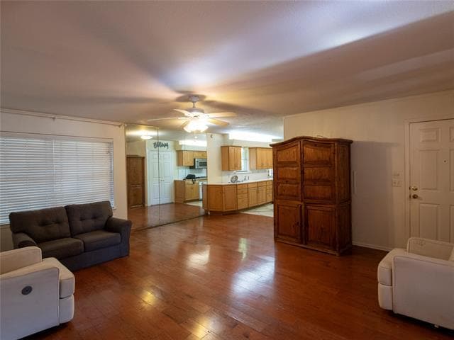 Building Photo - 8507 Charing Cross Ln