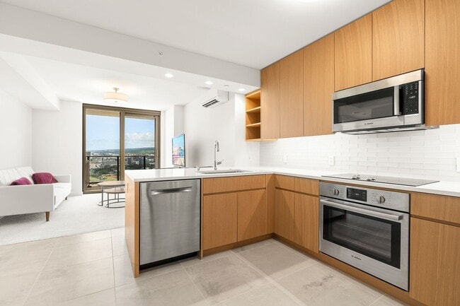 Primary Photo - Furnished 1 bed / 1 bath / 1 parking at Sk...