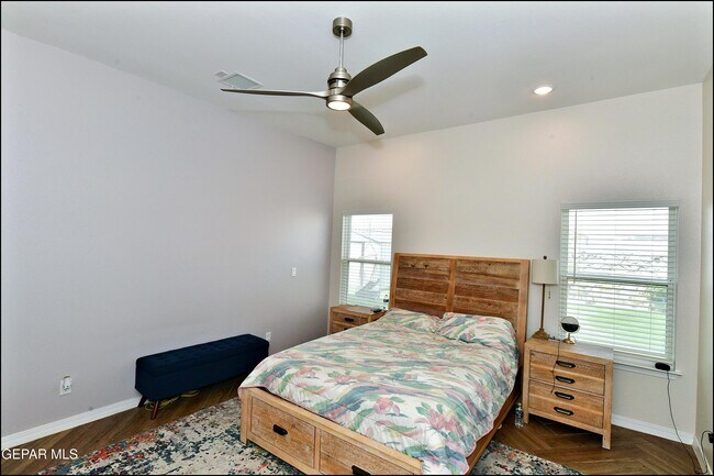 Building Photo - 2225 Tierra Delmonte Dr