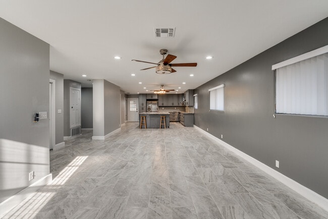 Building Photo - 406 Sea Willow Dr