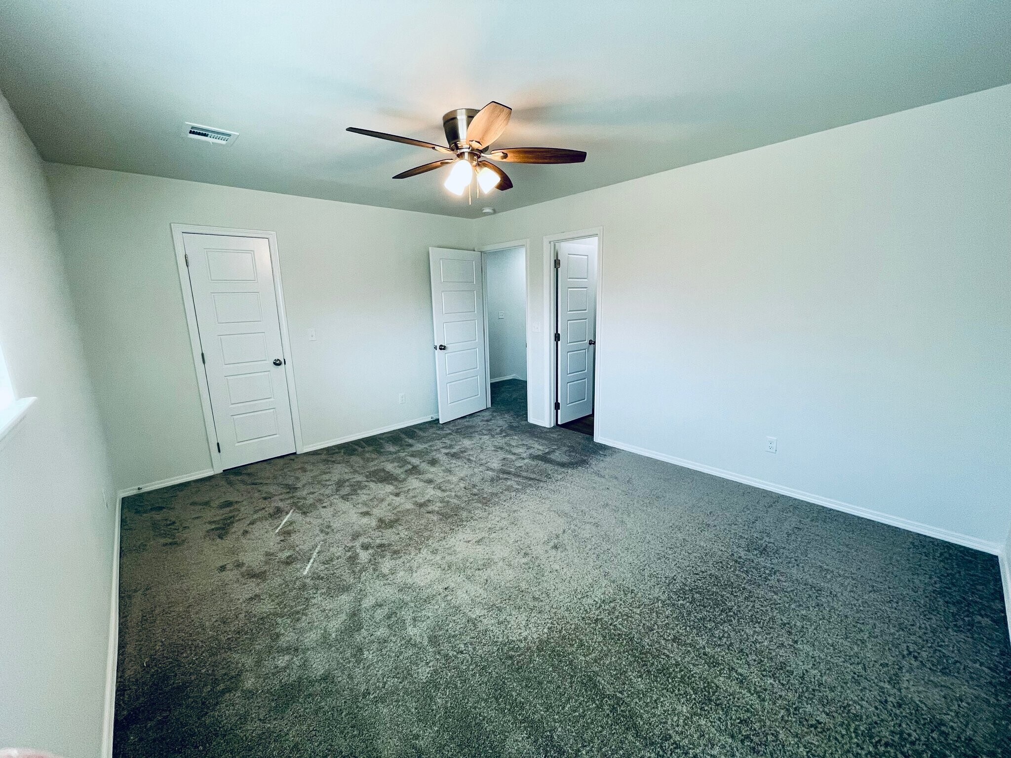 Building Photo - 223 S Fairland Ave