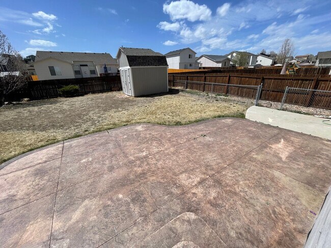 Building Photo - Beautiful 3 Bedroom 3 Bath Home Close to Ft Carson and Peterson AFB!!!