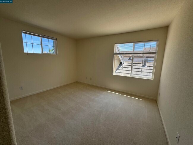 Building Photo - 4641 Palomino Way